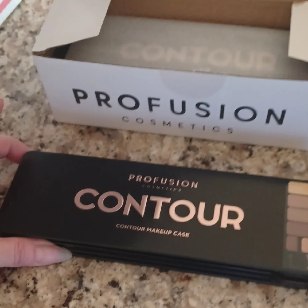 New Profusion Cosmetics Contour Palette